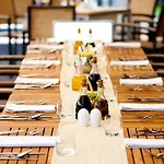 Arena Hotel 4*