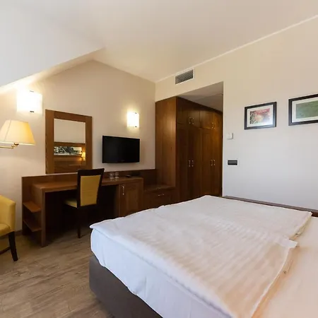 Hotel Arena 4*