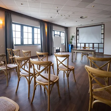 Arena Hotel 4*